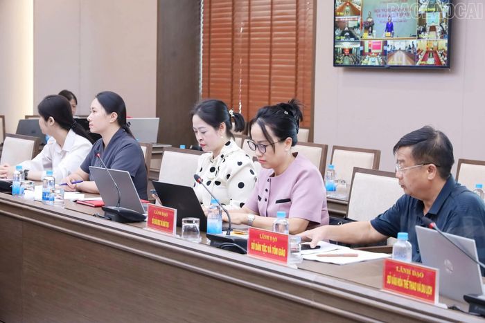 Các đại biểu dự hội nghị tại điểm cầu tỉnh Lào Cai.