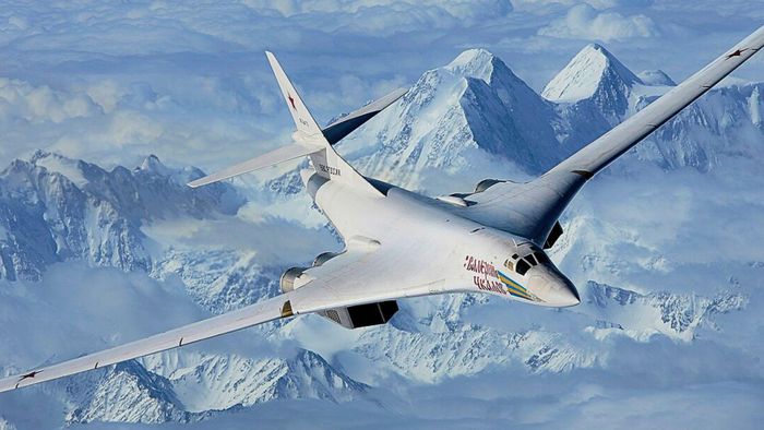 Máy bay ném bom Tu-160M hiện đại hóa tiếp tục đóng vai trò là thành phần chủ chốt trong hạm đội không quân chiến lược của Nga. Ảnh: Wikimedia Commons
