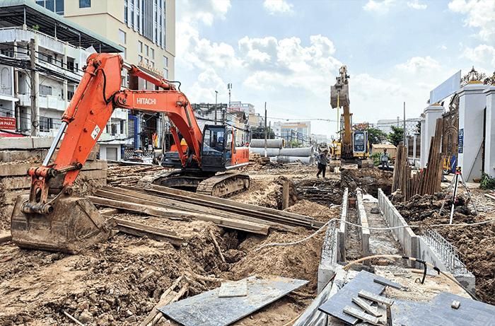 Công tác giải phóng mặt bằng đang được đẩy nhanh để đảm bảo tiến độ thi công toàn tuyến.