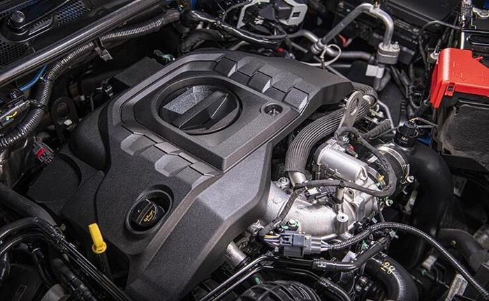 Động cơ Bi-Turbo mạnh mẽ kết hợp hộp số 10 cấp