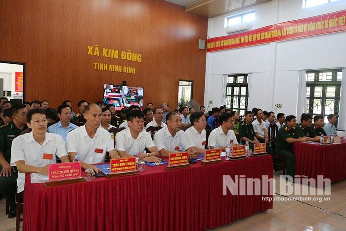 Các đại biểu tham dự diễn tập phòng thủ dân sự ứng phó cháy rừng và tìm kiếm cứu nạn năm 2026 tại xã Kim Đông. Ảnh: Mạnh Hùng