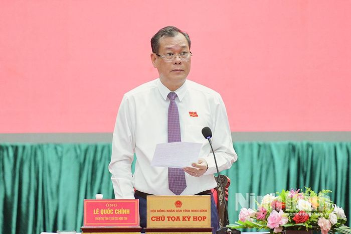 Đồng chí Lê Quốc Chỉnh, Phó Bí thư Tỉnh ủy, Chủ tịch HĐND tỉnh phát biểu kết luận phiên chất vấn.