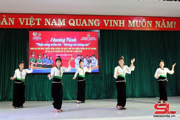 Tiết mục múa “Nét đẹp bản làng"