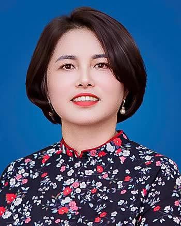 Đồng chí Nguyễn Thị Hoài Chủ tịch UBND xã Mậu Duệ