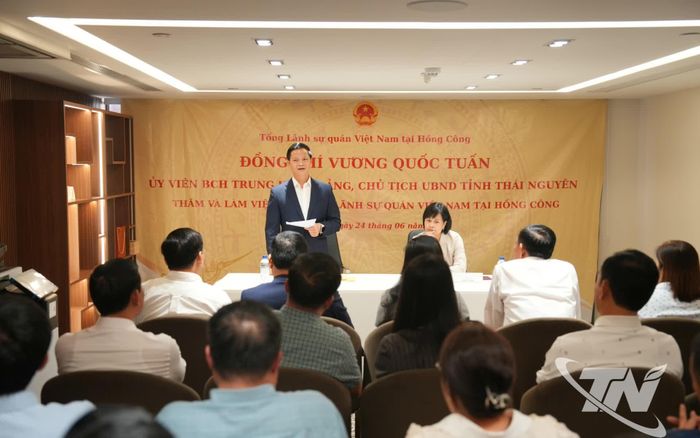 Đồng chí Vương Quốc Tuấn, Ủy viên Trung ương Đảng, Phó Bí thư Tỉnh ủy, Chủ tịch UBND tỉnh Thái Nguyên phát biểu tại buổi làm việc.