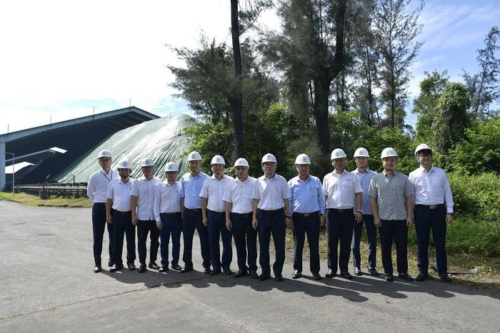  Lãnh đạo kiểm tra công tác sản xuất của công ty