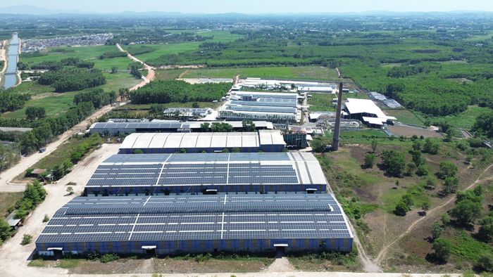 Gần 10 năm triển khai, nhà máy xử lý rác lớn nhất Quảng Ngãi không thể vận hành, buộc địa phương phải sử dụng giải pháp chôn lấp. (Ảnh: Lê Danh)
