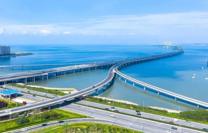 Công trình hoàn thành, cầu vượt biển Trần Đề sẽ là một trong những cây cầu vượt biển dài nhất Việt Nam.