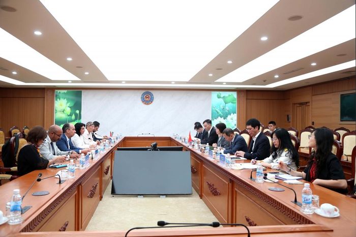 Quang cảnh buổi tiếp. Ảnh: Đức Minh