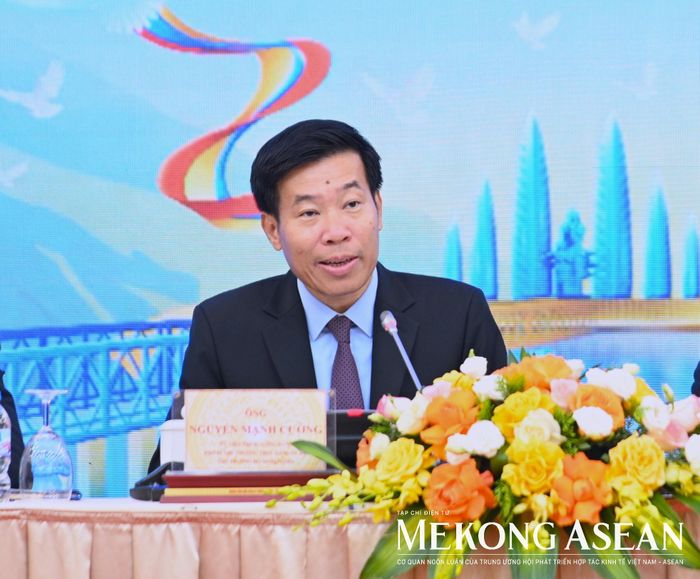 Thứ trưởng Bộ Ngoại giao Nguyễn Mạnh Cường phát biểu. Ảnh: Đỗ Thảo - Mekong ASEAN