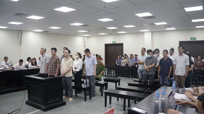 Các bị cáo tại phiên tòa.
