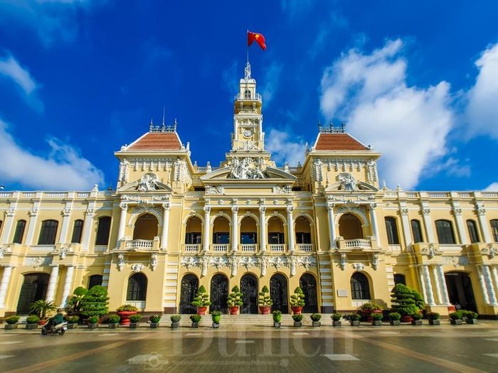 Ngược dòng thời gian, vùng đất này hình thành từ thế kỷ XVII, mang đậm dấu ấn lịch sử qua các thời kỳ Gia Định phủ, Gia Định thành, rồi tỉnh Gia Định.