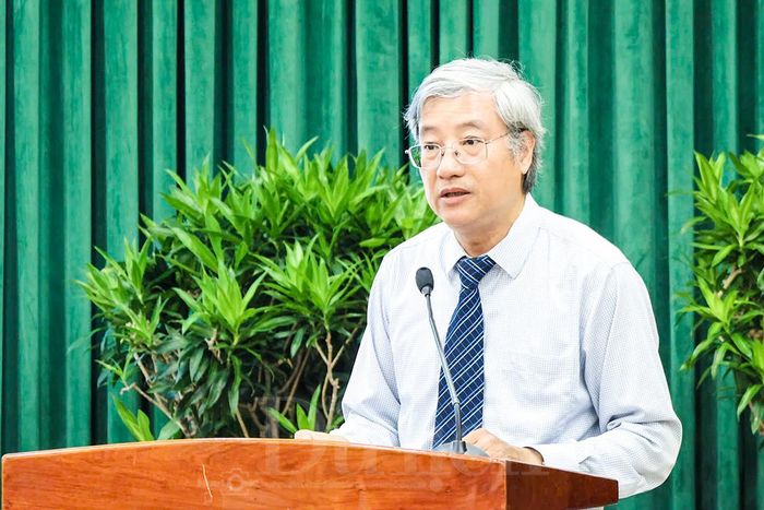 “Hội thảo không chỉ là nhìn lại quá khứ, mà còn là bước chuẩn bị chiến lược cho tương lai đô thị, qua đó khẳng định tầm nhìn dài hạn và khát vọng phát triển đột phá cho TP.HCM”.