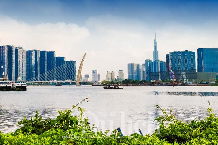 Hành trình 50 năm nhìn lại là nền tảng vững chắc để TP.HCM tự tin hướng tới tương lai, nơi hội tụ khát vọng phát triển, năng lực cạnh tranh toàn cầu và tinh thần đổi mới sáng tạo mạnh mẽ.