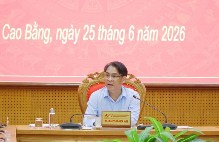 Bí thư Tỉnh ủy Phan Thăng An kết luận hội nghị.