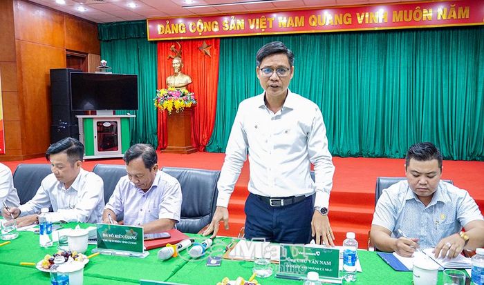 Ông Chữ Văn Nam, Giám đốc Vietcombank Chi nhánh Cà Mau cam kết đồng hành cùng doanh nghiệp trong hoạt động đầu tư, xuất nhập khẩu.