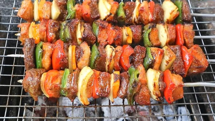 Nướng đúng kỹ thuật – quyết định độ ngon cuối cùng. Ảnh minh họa.