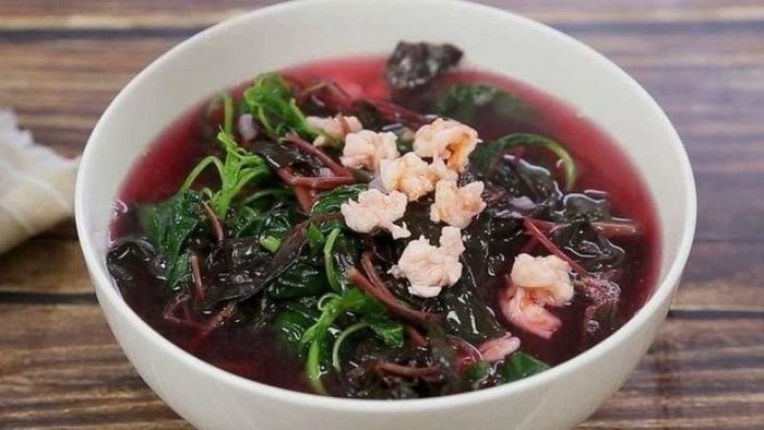 Rau dền nổi bật nhờ hàm lượng folate cao. Ảnh minh họa
