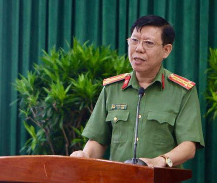 PGS.TS, Đại tá Nguyễn Trần Hiếu phát biểu