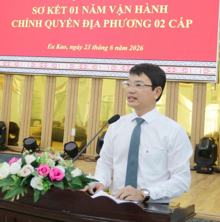 Ông Đặng Gia Duẩn phát biểu hội nghị.