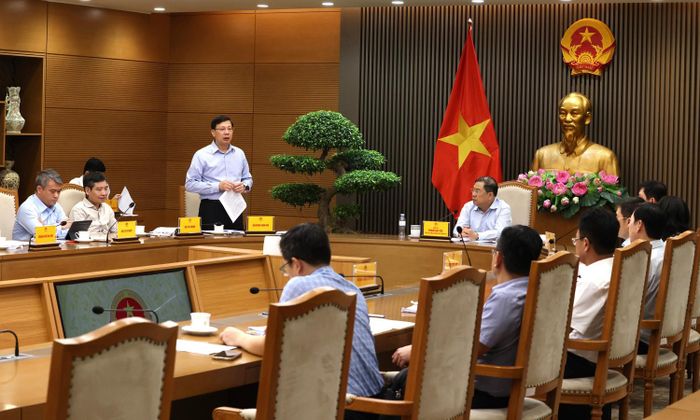 Quang cảnh cuộc họp.