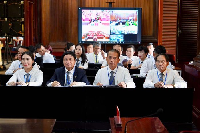  Các luật sư Việt Nam tham gia các chương trình thực tập sâu tại các định chế tài chính lớn hoặc các hãng luật quốc tế sẽ xây dựng được mạng lưới quan hệ và tích lũy dấu ấn thương vụ được thị trường quốc tế thừa nhận. Ảnh: HỮU HẠNH 