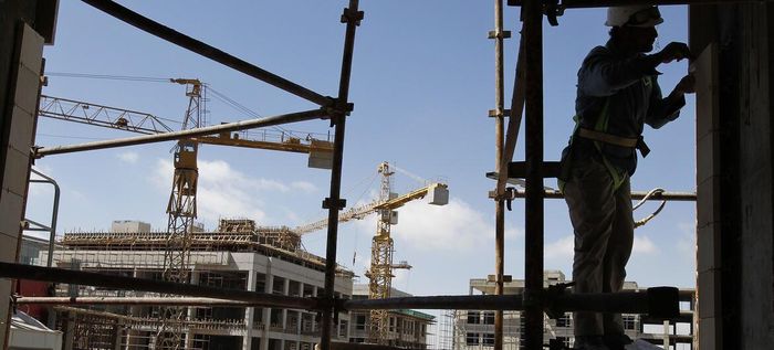  Một công nhân làm việc ở Vùng Vịnh. Ảnh: ILO 