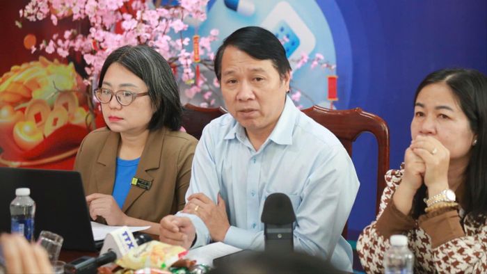  Ông Nguyễn Đăng Giáp thời điểm trả lời họp báo. Ảnh: T.T 