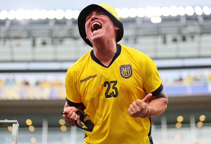  Ecuador bảo toàn chiến thắng 2-1 trong tiếng hò reo của hơn 80.000 khán giả trên sân MetLife. 