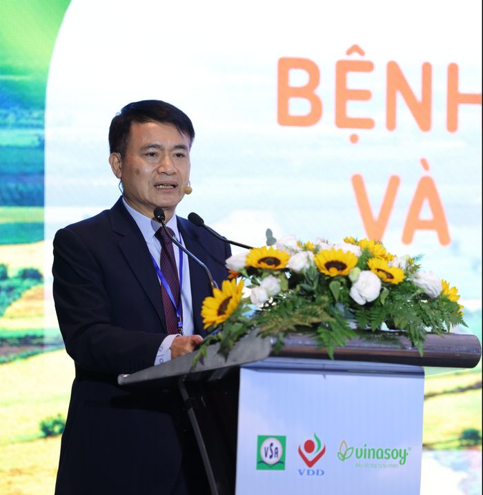  Theo PGS Trần Thanh Dương, người Việt gặp nhiều vấn đề về dinh dưỡng. Ảnh: BTC. 