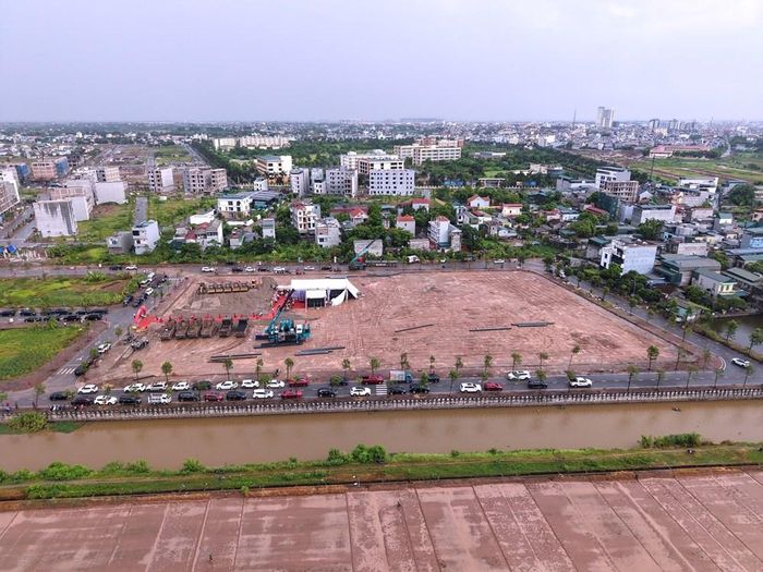 Dự án đầu tư xây dựng nhà ở xã hội Tây Phù Vân có quy mô dân số khoảng 644 người, được xây dựng trên diện tích hơn 1,24ha