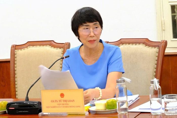 GS.TS Từ Thị Loan phát biểu tại tọa đàm