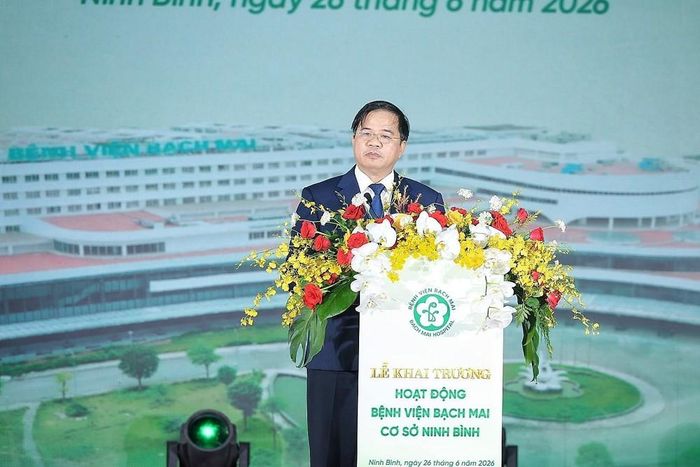 PGS. TS. Đào Xuân Cơ, Bí thư Đảng ủy, Giám đốc bệnh viện Bạch Mai phát biểu khai mạc. Ảnh: Phạm Tuấn Anh - TTXVN