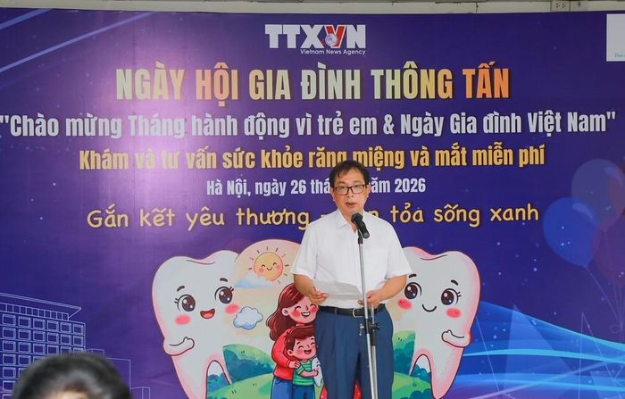 Đồng chí Nguyễn Tuấn Hùng, Phó Bí thư thường trực Đảng ủy, Phó tổng giám đốc TTXVN phát biểu. Ảnh: Khánh Hòa - TTXVN