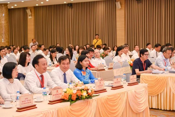 Các đại biểu tham dự khai mạc hội thi. (Ảnh: THẾ ĐẠI)