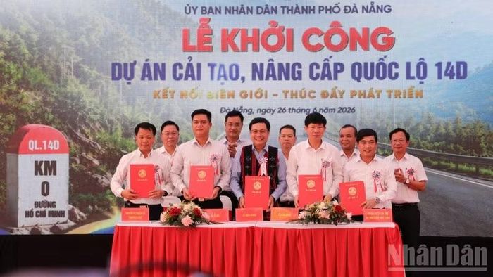 Ký kết tiến độ giải phóng mặt bằng dự án.
