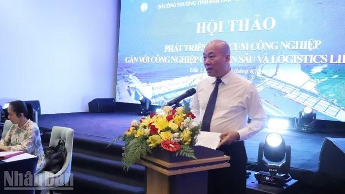 Đại diện Bộ Công thương phát biểu tại hội thảo.