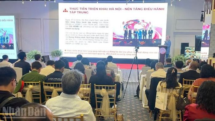 Các chuyên gia tham luận tại hội thảo.