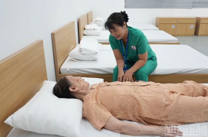Mô hình được đưa vào vận hành từ ngày 6/6 tại Điểm Y tế Thạch Bàn, thuộc Trạm Y tế phường Long Biên.