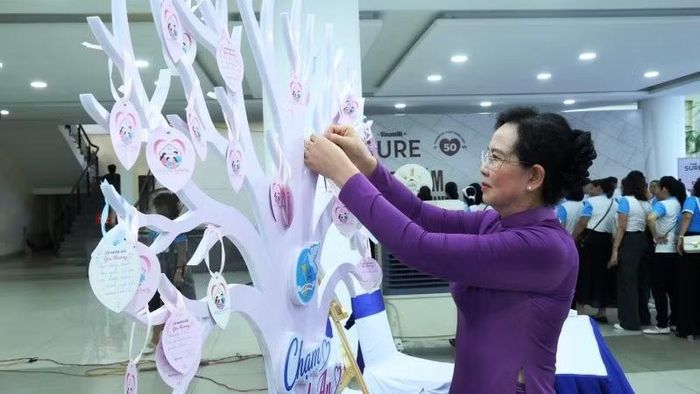 Thông điệp "Chạm yêu thương - Xây hạnh phúc" không chỉ là chủ đề của chương trình mà còn là lời nhắn gửi đến mỗi gia đình Việt Nam trong hành trình vun đắp hạnh phúc.