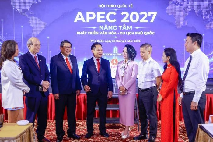 Các đại biểu tham dự hội thảo