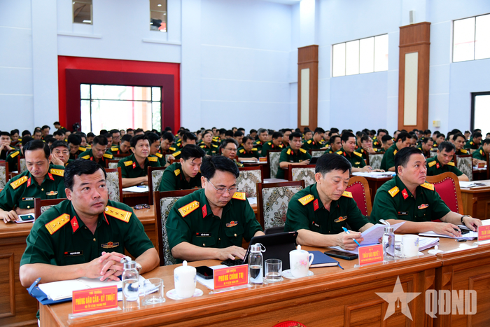 Các đại biểu dự hội nghị.