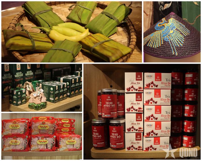 Những món đặc sản của Huế quy tụ tại 62 phố Tràng Tiền, Hà Nội.