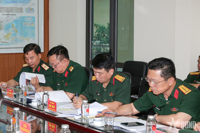  Đại biểu dự buổi làm việc.