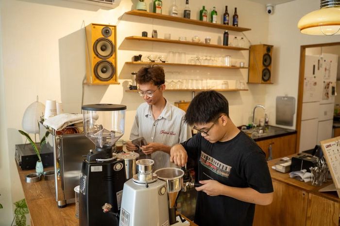 Môi trường làm việc tích cực và những đồng nghiệp thân thiện là điểm tựa vững chắc cho Lâm.