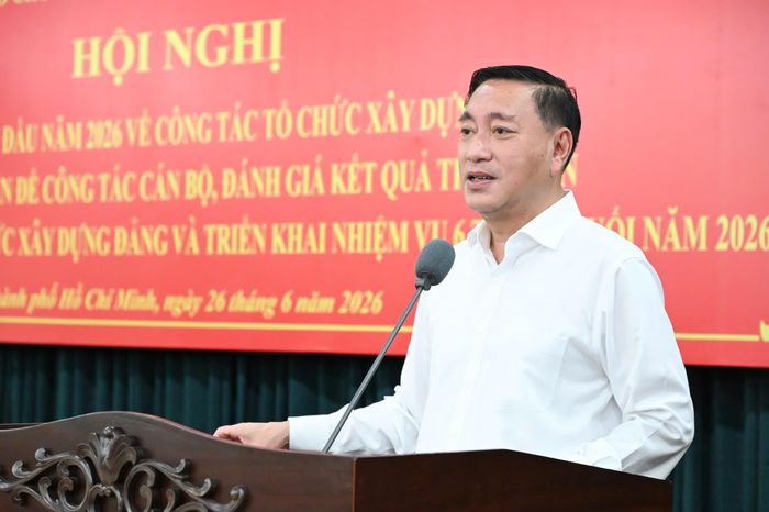  Trưởng Ban Tổ chức Thành ủy Phạm Thành Kiên phát biểu tiếp thu. Ảnh: VIỆT DŨNG 