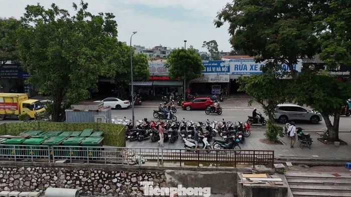Trong đó có nhiều ô đất do HTX Nông nghiệp Đồng Thanh quản lý đang bị lấn chiếm để làm nhà hàng, quán ăn, gara ô tô
