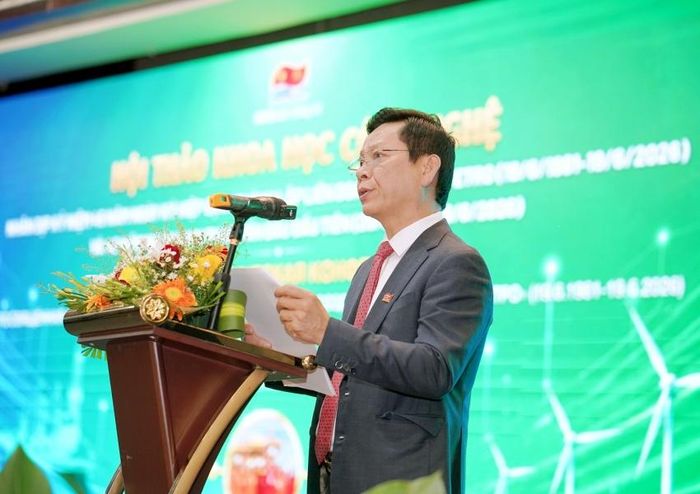 Ông Nguyễn Lâm Anh - Phó Tổng Giám đốc Vietsovpetro phát biểu khai mạc hội nghị.