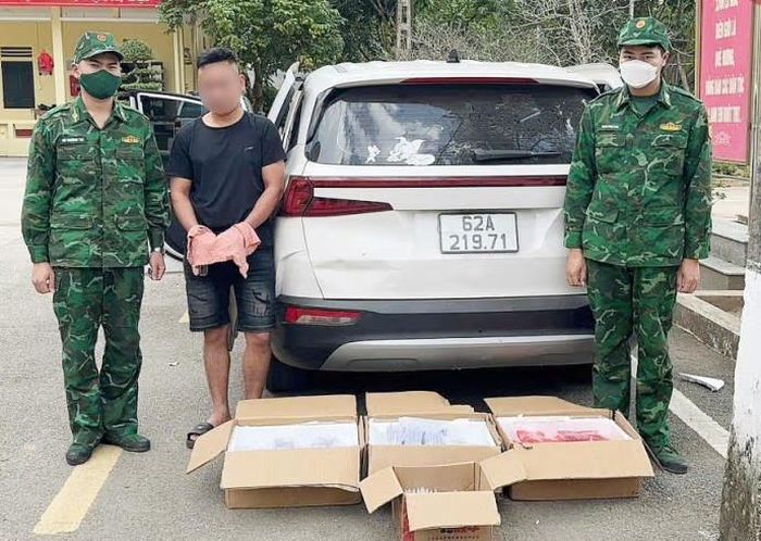 Đối tượng Bùi Văn Hưng bị BĐBP tỉnh Quảng Ninh bắt giữ.