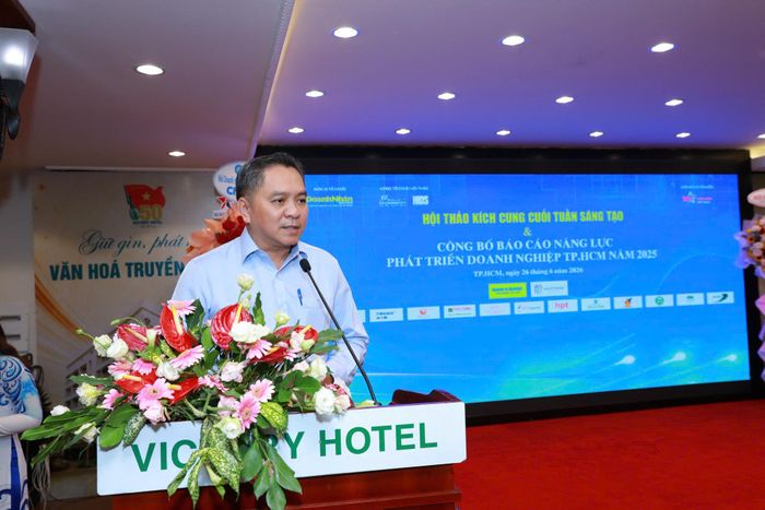 Ông Phạm Huy Bình - Giám đốc Sở Du lịch TP.HCM chia sẻ tại hội thảo - Ảnh: Hoàng Chương